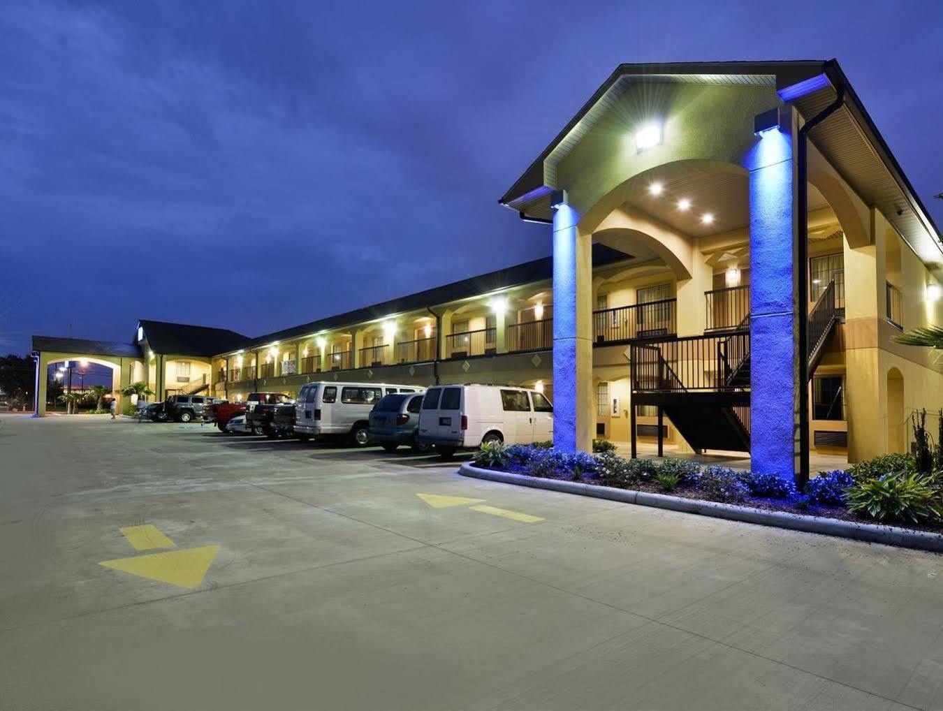 Americas Best Value Inn Lake Charles Interstate 210 Exteriér fotografie