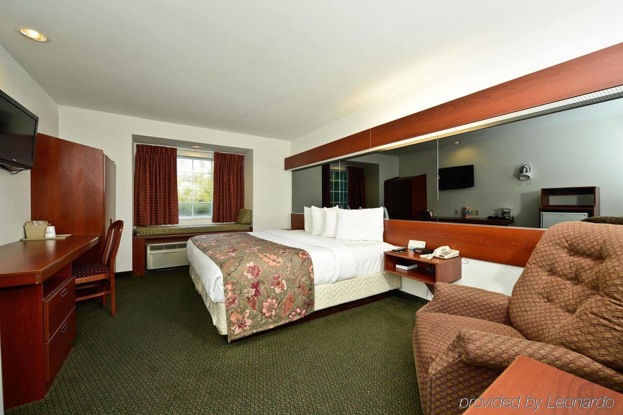 Americas Best Value Inn Lake Charles Interstate 210 Exteriér fotografie