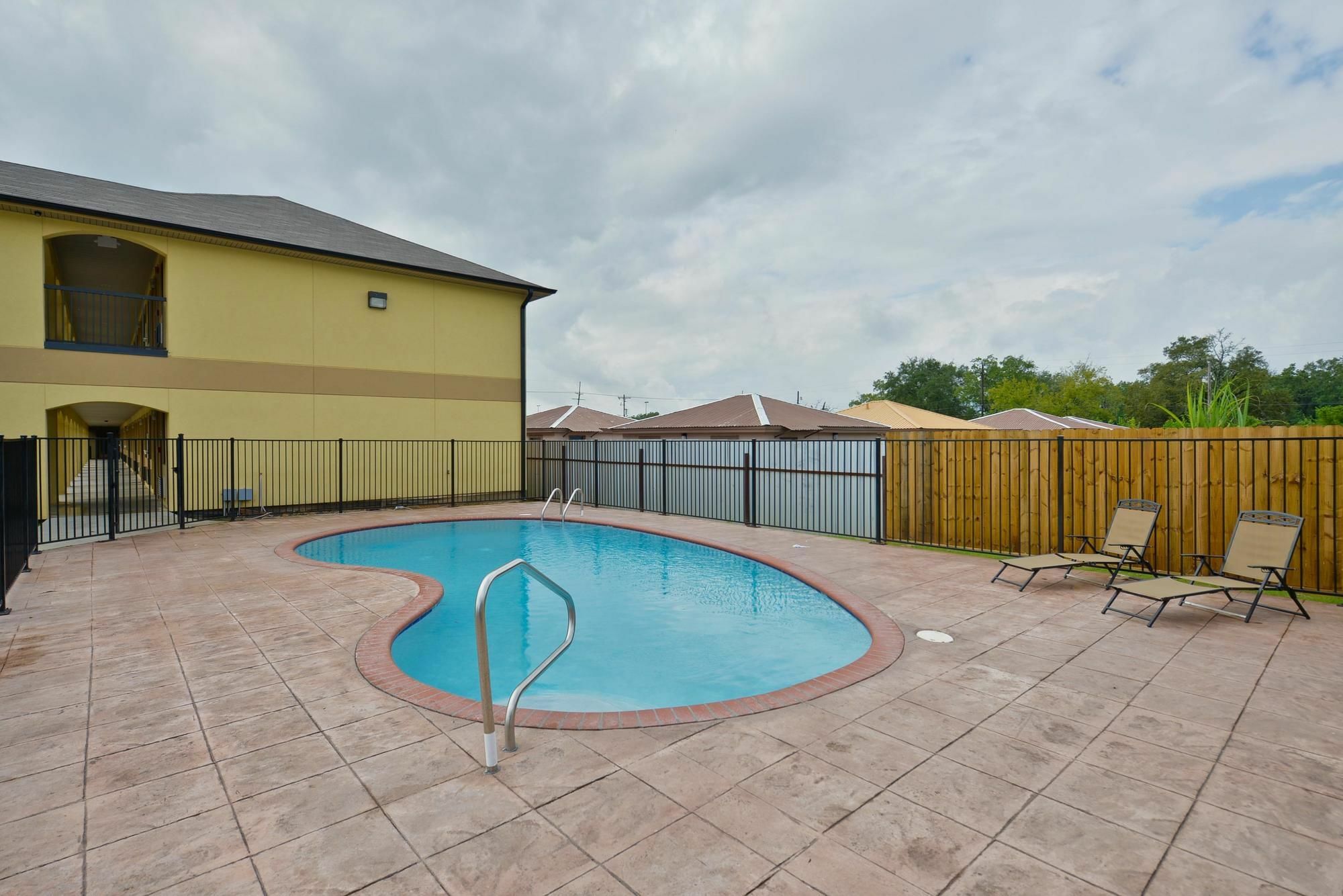 Americas Best Value Inn Lake Charles Interstate 210 Zařízení fotografie